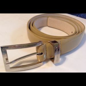 Cream patent leather belt